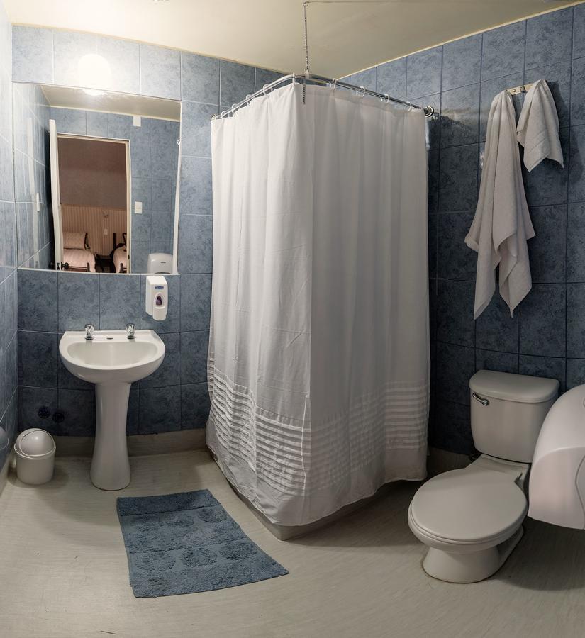 Hotel Sierra Bella Сантьяго Экстерьер фото
