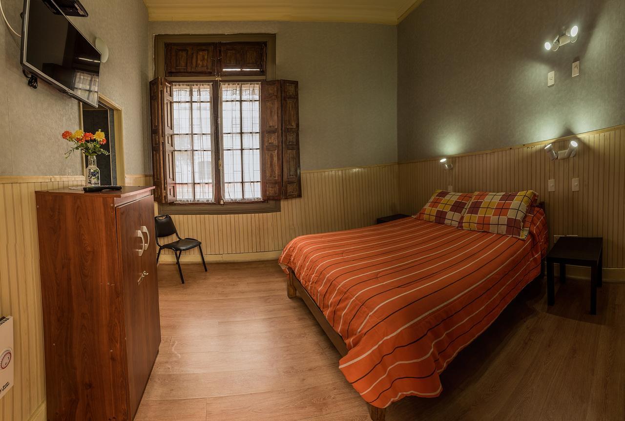 Hotel Sierra Bella Сантьяго Экстерьер фото